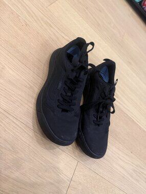 Vans UltraRange Exo MTE Black shoes, size 8.5 womens/7 mens